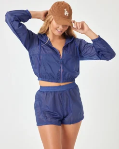 Flyaway Short