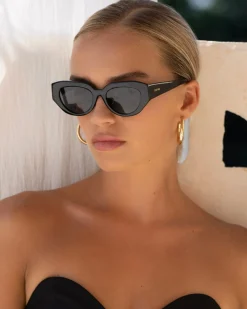 Freyrs Frankie Sunglasses - Black